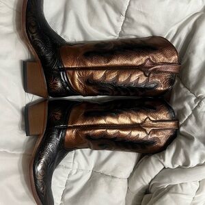 Women's Black and Brown Western Boots